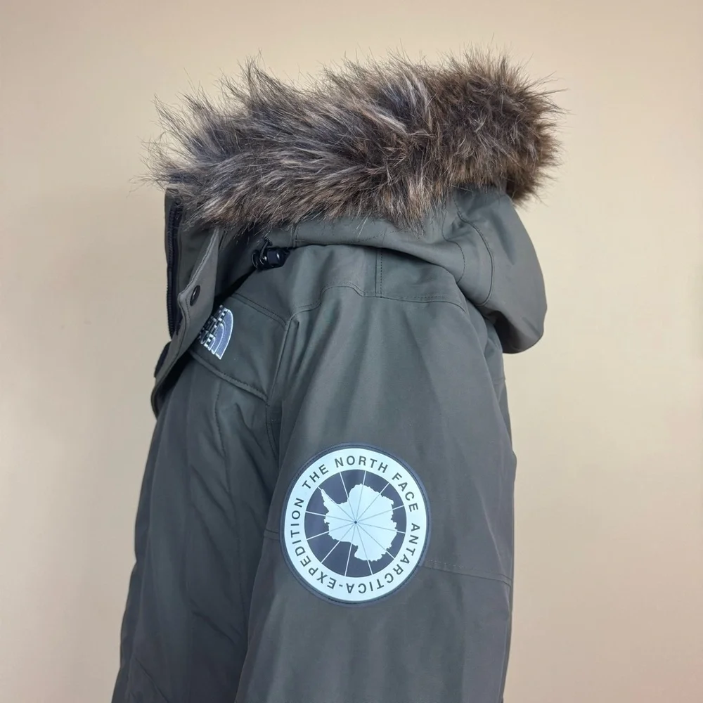 The North Face x Goretex Antarctica Parka Japan Exclusive in Olive Size Medium